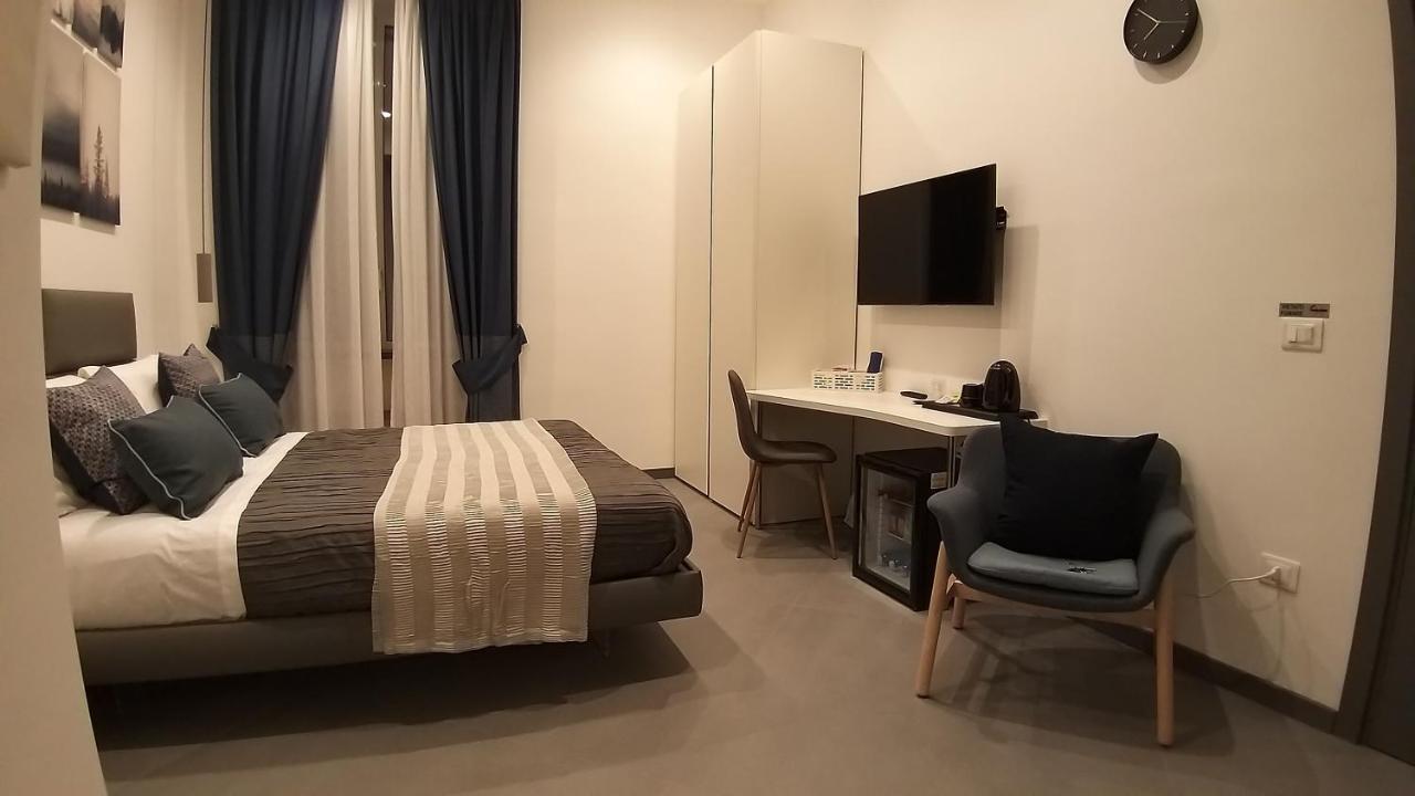 Tito'S Rooms เนเปิลส์ ภายนอก รูปภาพ